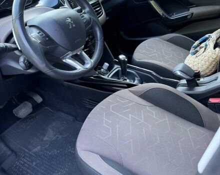 Белый Пежо 2008, объемом двигателя 1.2 л и пробегом 89 тыс. км за 10300 $, фото 12 на Automoto.ua