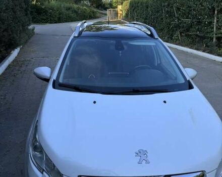 Белый Пежо 2008, объемом двигателя 1.2 л и пробегом 89 тыс. км за 10300 $, фото 2 на Automoto.ua