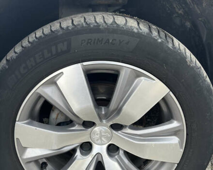 Белый Пежо 2008, объемом двигателя 1.6 л и пробегом 139 тыс. км за 9777 $, фото 6 на Automoto.ua