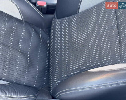 Белый Пежо 2008, объемом двигателя 1.56 л и пробегом 234 тыс. км за 11000 $, фото 14 на Automoto.ua