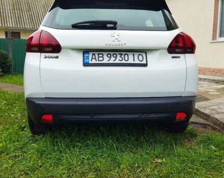 Белый Пежо 2008, объемом двигателя 1.2 л и пробегом 97 тыс. км за 10700 $, фото 6 на Automoto.ua