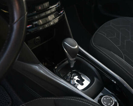 Пежо 2008 2017 у Львові на Automoto.ua Білий Пежо 2008, об'ємом двигуна 1.2 л та пробігом 89 тис. км за 11300 $, фото 20 на Automoto.ua