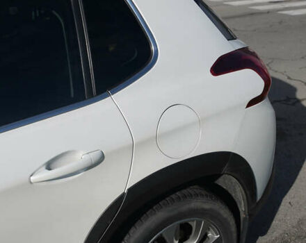 Пежо 2008 2017 у Львові на Automoto.ua Білий Пежо 2008, об'ємом двигуна 1.2 л та пробігом 89 тис. км за 11300 $, фото 12 на Automoto.ua