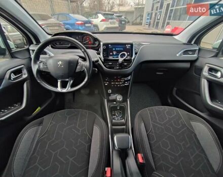 Белый Пежо 2008, объемом двигателя 1.2 л и пробегом 79 тыс. км за 11990 $, фото 13 на Automoto.ua