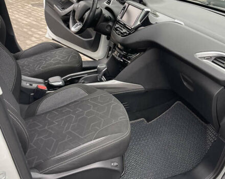 Білий Пежо 2008, об'ємом двигуна 1.2 л та пробігом 90 тис. км за 11299 $, фото 13 на Automoto.ua