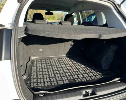 Белый Пежо 2008, объемом двигателя 1.2 л и пробегом 75 тыс. км за 10953 $, фото 2 на Automoto.ua