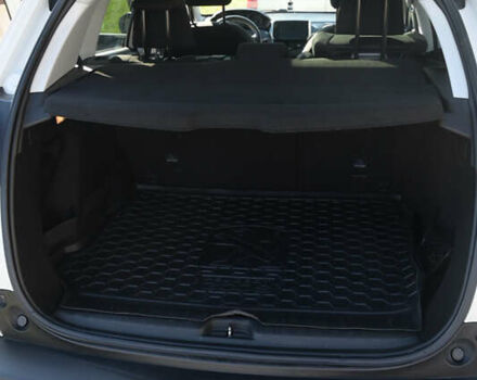 Пежо 2008 2017 у Львові на Automoto.ua Білий Пежо 2008, об'ємом двигуна 1.2 л та пробігом 89 тис. км за 11300 $, фото 11 на Automoto.ua