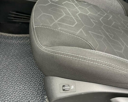 Білий Пежо 2008, об'ємом двигуна 1.2 л та пробігом 90 тис. км за 11299 $, фото 22 на Automoto.ua