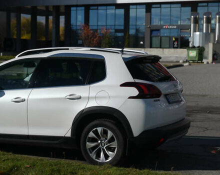 Пежо 2008 2017 у Львові на Automoto.ua Білий Пежо 2008, об'ємом двигуна 1.2 л та пробігом 89 тис. км за 11300 $, фото 7 на Automoto.ua