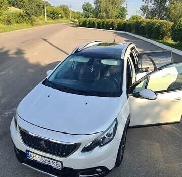 Білий Пежо 2008, об'ємом двигуна 1.2 л та пробігом 128 тис. км за 12999 $, фото 5 на Automoto.ua