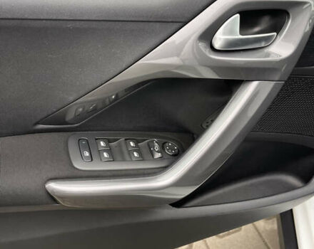 Білий Пежо 2008, об'ємом двигуна 1.2 л та пробігом 90 тис. км за 11299 $, фото 23 на Automoto.ua