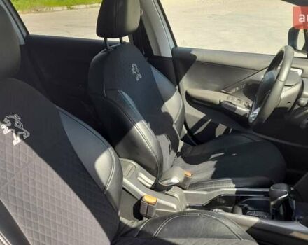 Білий Пежо 2008, об'ємом двигуна 1.2 л та пробігом 98 тис. км за 13000 $, фото 11 на Automoto.ua