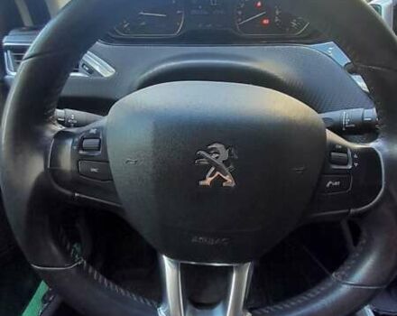 Білий Пежо 2008, об'ємом двигуна 1.2 л та пробігом 98 тис. км за 13000 $, фото 3 на Automoto.ua