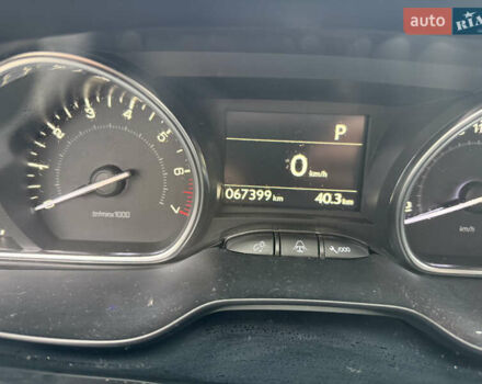 Белый Пежо 2008, объемом двигателя 1.2 л и пробегом 67 тыс. км за 14300 $, фото 12 на Automoto.ua