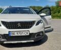 Білий Пежо 2008, об'ємом двигуна 1.2 л та пробігом 98 тис. км за 13000 $, фото 1 на Automoto.ua