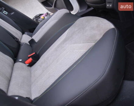 Белый Пежо 2008, объемом двигателя 0 л и пробегом 82 тыс. км за 16250 $, фото 50 на Automoto.ua