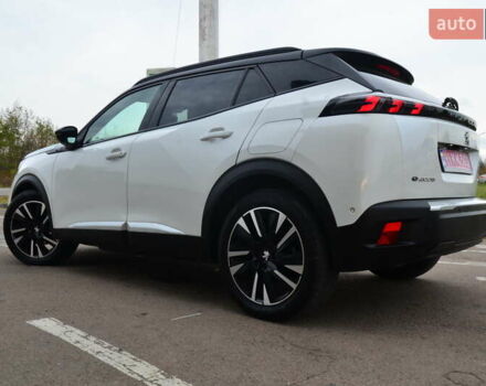 Белый Пежо 2008, объемом двигателя 0 л и пробегом 82 тыс. км за 16250 $, фото 28 на Automoto.ua