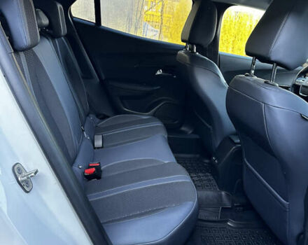 Белый Пежо 2008, объемом двигателя 1.2 л и пробегом 100 тыс. км за 17100 $, фото 15 на Automoto.ua