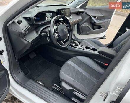 Белый Пежо 2008, объемом двигателя 1.5 л и пробегом 91 тыс. км за 20700 $, фото 11 на Automoto.ua