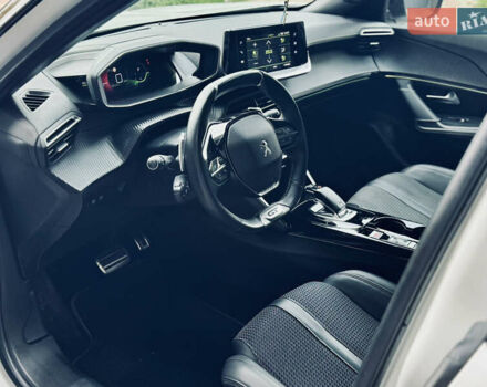 Пежо 2008 2020 в Львове на Automoto.ua Белый Пежо 2008, объемом двигателя 1.2 л и пробегом 38 тыс. км за 20500 $, фото 8 на Automoto.ua