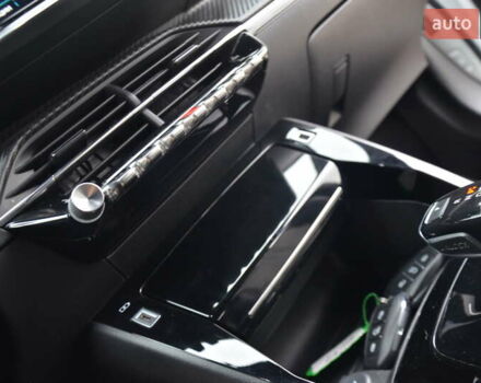 Белый Пежо 2008, объемом двигателя 0 л и пробегом 82 тыс. км за 16250 $, фото 39 на Automoto.ua