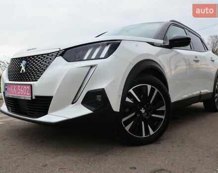 Белый Пежо 2008, объемом двигателя 0 л и пробегом 82 тыс. км за 16250 $, фото 5 на Automoto.ua