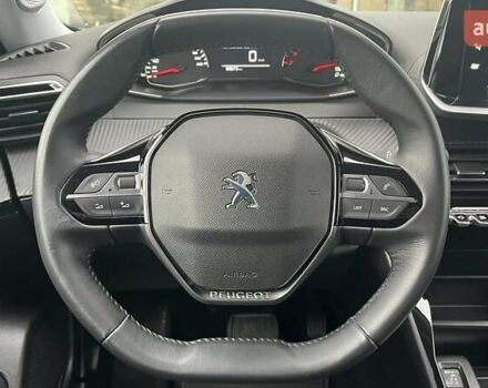 Пежо 2008 2021 в Киеве на Automoto.ua Белый Пежо 2008, объемом двигателя 1.2 л и пробегом 60 тыс. км за 18037 $, фото 12 на Automoto.ua