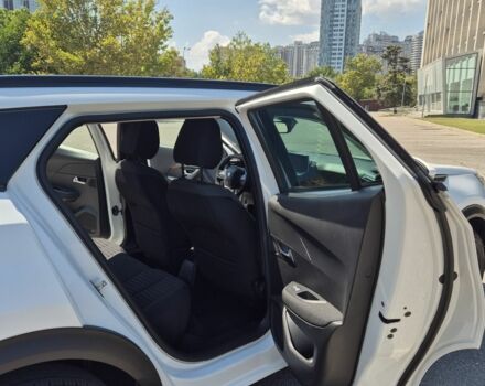 Белый Пежо 2008, объемом двигателя 1.2 л и пробегом 76 тыс. км за 20900 $, фото 11 на Automoto.ua