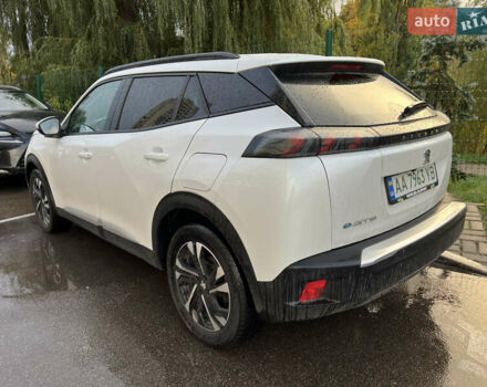 Пежо 2008 2021 в Киеве на Automoto.ua Белый Пежо 2008, объемом двигателя 0 л и пробегом 92 тыс. км за 17000 $, фото 2 на Automoto.ua