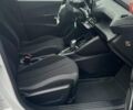 Пежо 2008 2021 в Киеве на Automoto.ua Белый Пежо 2008, объемом двигателя 1.2 л и пробегом 60 тыс. км за 18037 $, фото 5 на Automoto.ua