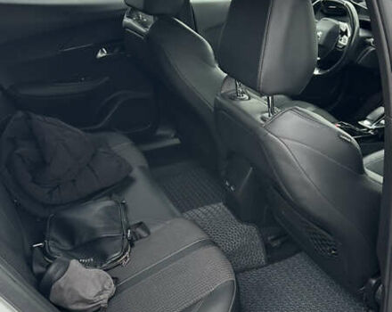 Білий Пежо 2008, об'ємом двигуна 0 л та пробігом 84 тис. км за 15800 $, фото 7 на Automoto.ua