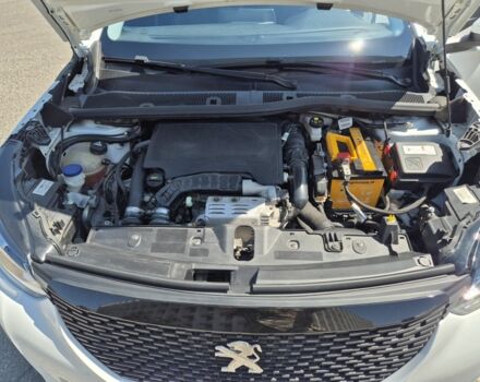 Белый Пежо 2008, объемом двигателя 1.2 л и пробегом 76 тыс. км за 20900 $, фото 13 на Automoto.ua