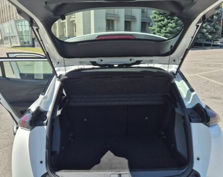 Белый Пежо 2008, объемом двигателя 1.2 л и пробегом 76 тыс. км за 20900 $, фото 10 на Automoto.ua