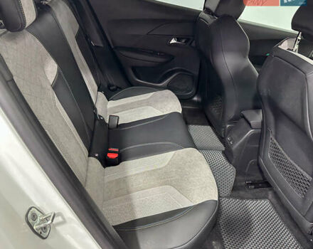 Белый Пежо 2008, объемом двигателя 0 л и пробегом 73 тыс. км за 17450 $, фото 9 на Automoto.ua