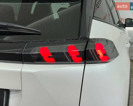 Белый Пежо 2008, объемом двигателя 0 л и пробегом 73 тыс. км за 17450 $, фото 40 на Automoto.ua