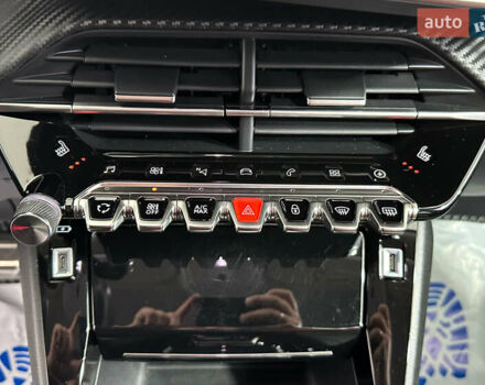 Белый Пежо 2008, объемом двигателя 0 л и пробегом 73 тыс. км за 17450 $, фото 17 на Automoto.ua