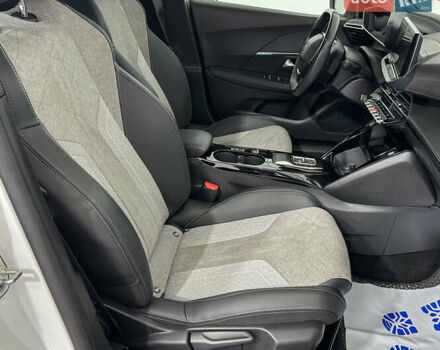 Білий Пежо 2008, об'ємом двигуна 0 л та пробігом 73 тис. км за 17450 $, фото 8 на Automoto.ua