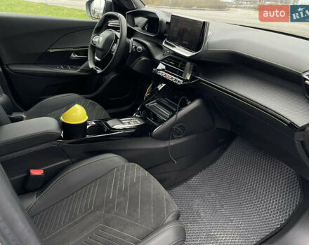 Білий Пежо 2008, об'ємом двигуна 1.5 л та пробігом 4 тис. км за 28500 $, фото 13 на Automoto.ua