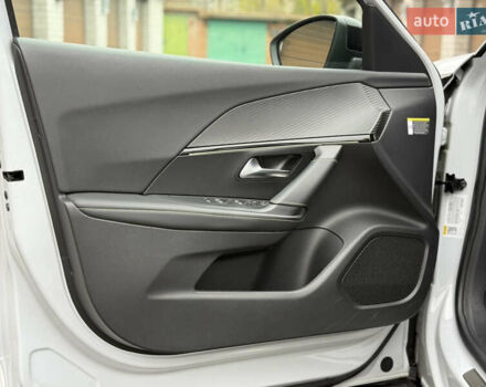 Белый Пежо 2008, объемом двигателя 1.5 л и пробегом 47 тыс. км за 25800 $, фото 16 на Automoto.ua