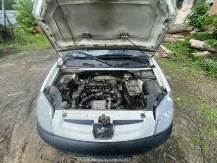Пежо 2008 2007 в Миргороде на Automoto.ua Белый Пежо 2008, объемом двигателя 1.6 л и пробегом 48 тыс. км за 2923 $, фото 1 на Automoto.ua