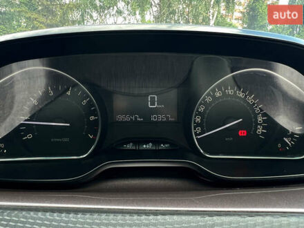 Белый Пежо 2008, объемом двигателя 1.6 л и пробегом 195 тыс. км за 9000 $, фото 1 на Automoto.ua