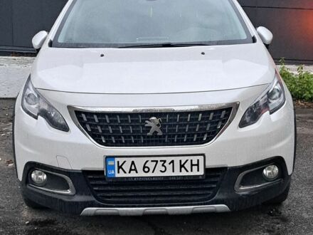 Пежо 2008 2016 в Киеве на Automoto.ua Белый Пежо 2008, объемом двигателя 1.2 л и пробегом 114 тыс. км за 10512 $, фото 1 на Automoto.ua