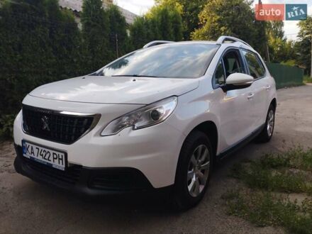 Пежо 2008 2017 у Києві на Automoto.ua Білий Пежо 2008, об'ємом двигуна 1.2 л та пробігом 141 тис. км за 10999 $, фото 1 на Automoto.ua
