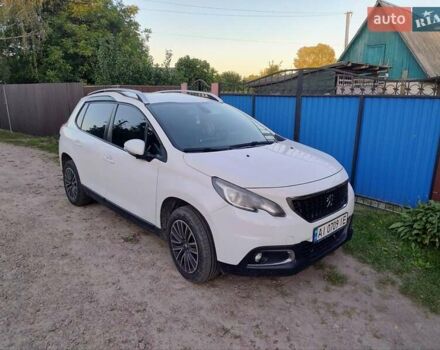 Білий Пежо 2008, об'ємом двигуна 1.2 л та пробігом 77 тис. км за 11500 $, фото 1 на Automoto.ua