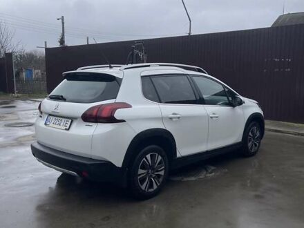 Білий Пежо 2008, об'ємом двигуна 1.2 л та пробігом 77 тис. км за 11900 $, фото 1 на Automoto.ua