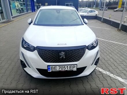 Пежо 2008 2020 в Николаеве на Automoto.ua Белый Пежо 2008, объемом двигателя 1.5 л и пробегом 33 тыс. км за 26500 $, фото 1 на Automoto.ua