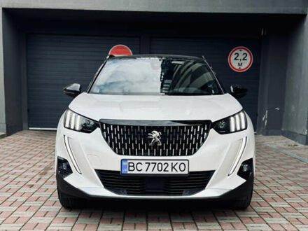 Пежо 2008 2020 в Львове на Automoto.ua Белый Пежо 2008, объемом двигателя 1.2 л и пробегом 38 тыс. км за 20500 $, фото 1 на Automoto.ua