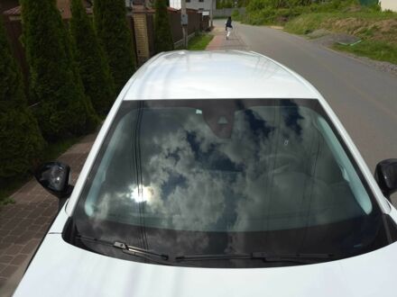 Пежо 2008 2022 у Вінниці на Automoto.ua Білий Пежо 2008, об'ємом двигуна 1.2 л та пробігом 18 тис. км за 20500 $, фото 1 на Automoto.ua