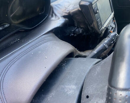 Черный Пежо 2008, объемом двигателя 1.6 л и пробегом 142 тыс. км за 5300 $, фото 21 на Automoto.ua