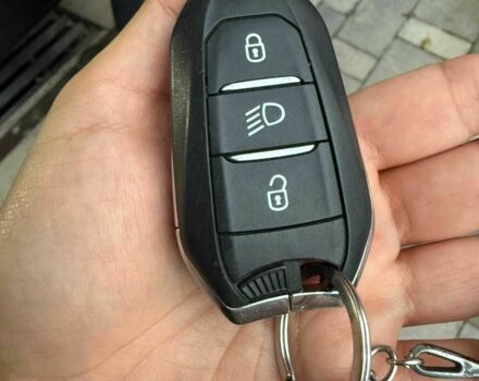 Чорний Пежо 2008, об'ємом двигуна 0 л та пробігом 55 тис. км за 20000 $, фото 13 на Automoto.ua